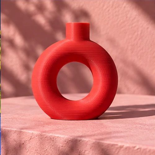 Objet sculptural rouge